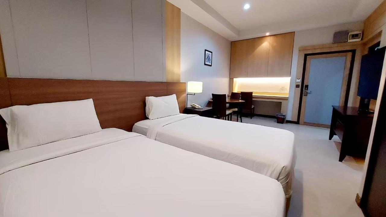 J Park Hotel - Sha Extra Plus 촌부리 외부 사진