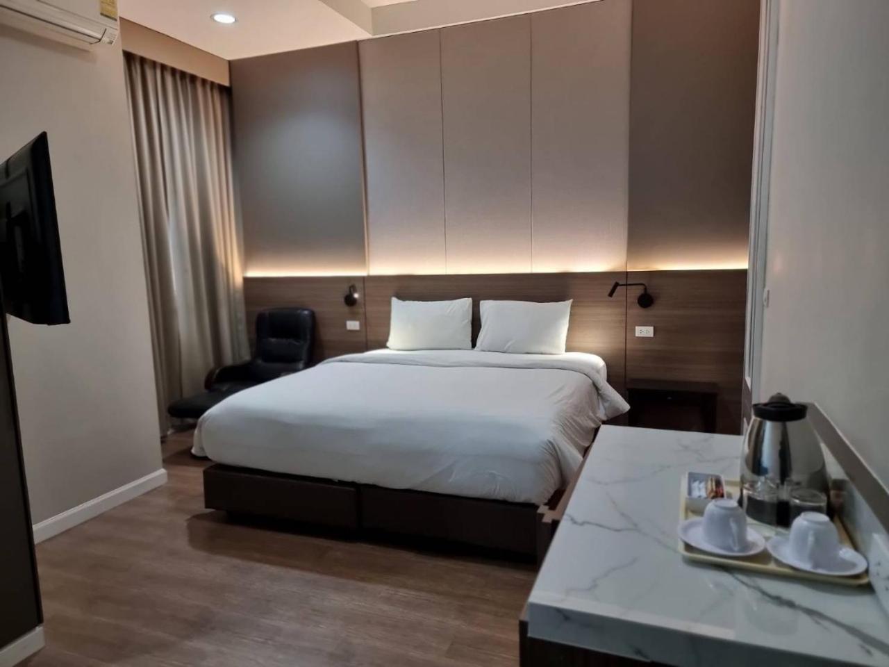 J Park Hotel - Sha Extra Plus 촌부리 외부 사진